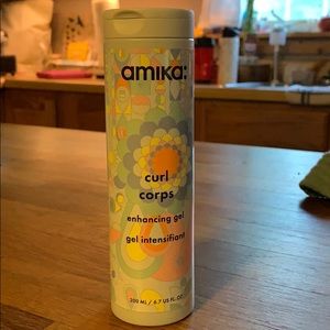 Amika Gel